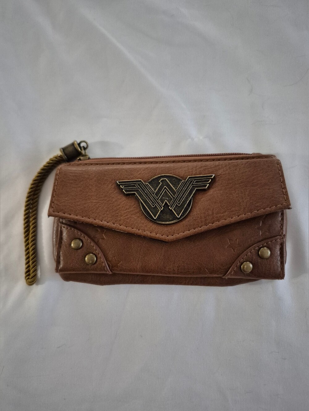 DC Comic Wonder Woman  Brown Faux Leather Wristlet Wallet